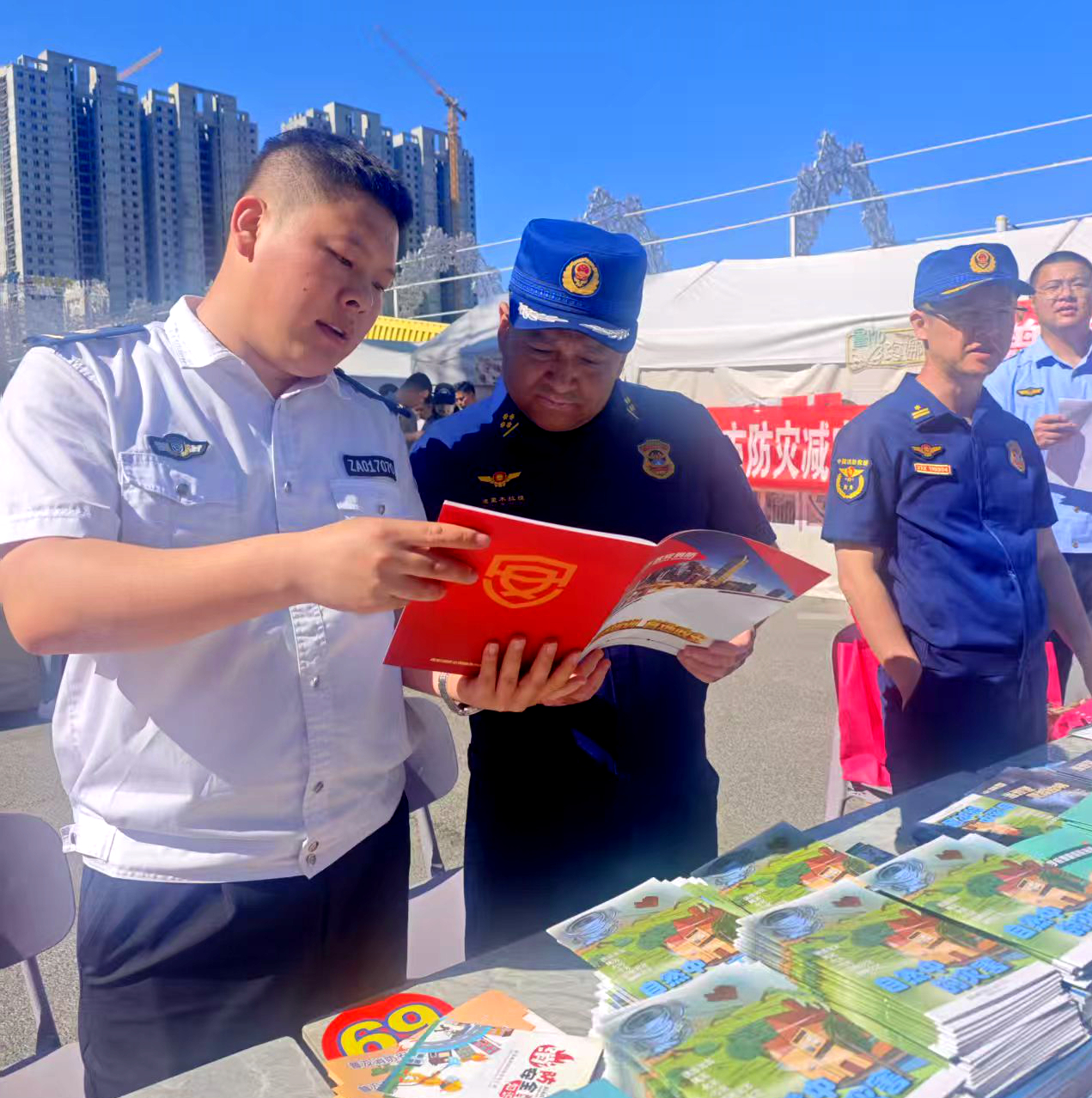 人人講安全、個(gè)個(gè)會(huì)應(yīng)急丨政安消防“2025年防災(zāi)減災(zāi)宣傳活動(dòng)”精彩瞬間